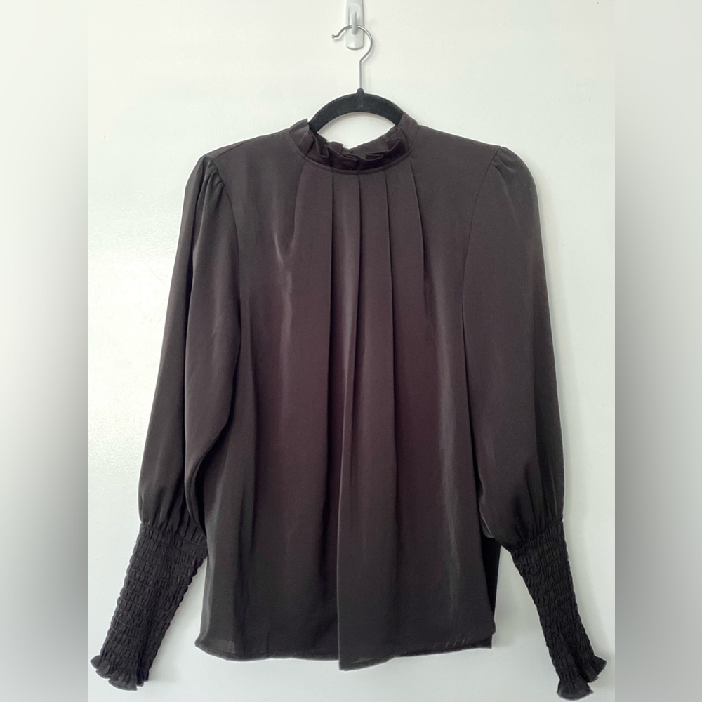 High collar balloon sleeve blouse